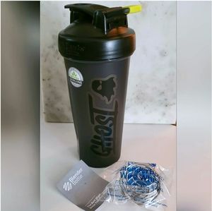 Ghost Black Out Blender Bottle lime green tab